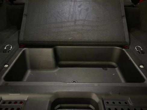 Used 2025 Jeep Wrangler Unlimited Sahara w/ Safety Group AWD/4WD image 88