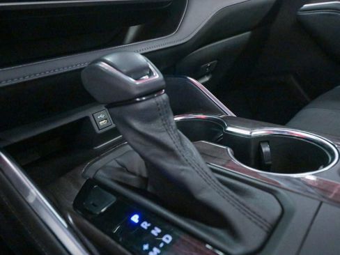 Used 2022 Toyota Highlander Limited image 20