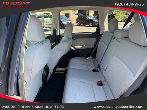 Used 2014 Subaru Forester 2.5i Premium w/ All-Weather Package AWD/4WD image 20