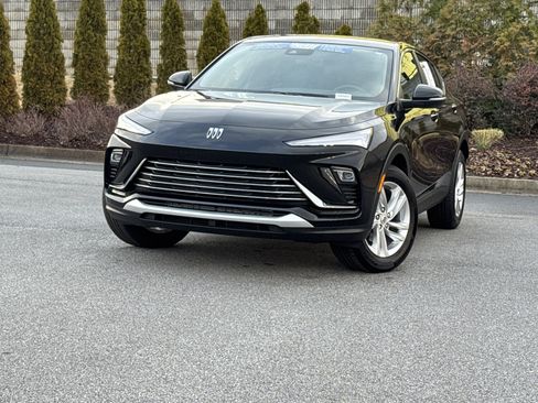 Used 2025 Buick Envista Preferred w/ Convenience I Package image 5