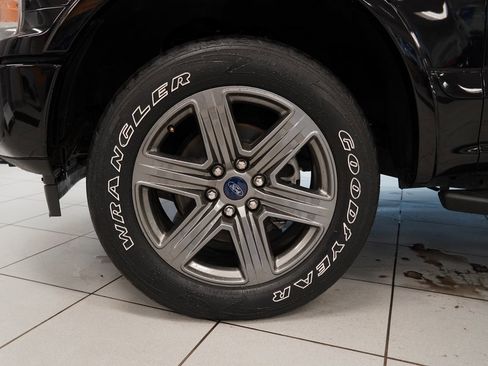 Used 2020 Ford F150 XLT w/ Equipment Group 302A Luxury image 15