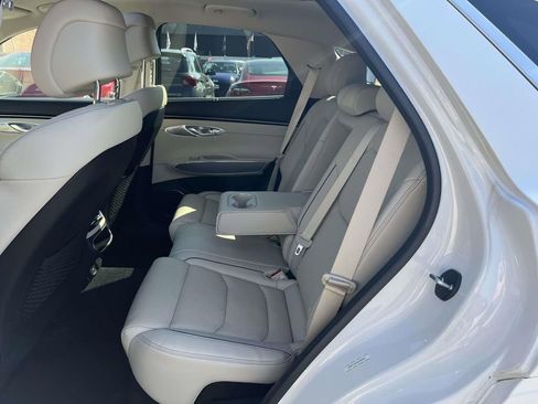 Used 2023 Genesis GV70 2.5T w/ Advanced Package image 14