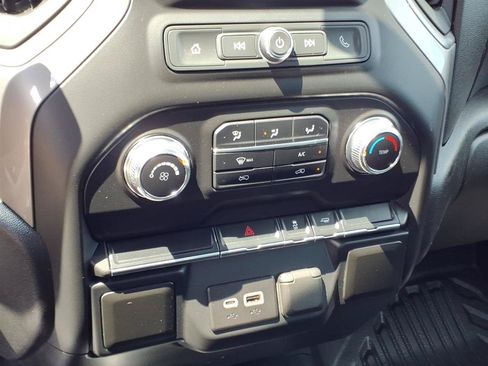Used 2021 GMC Sierra 1500 2WD Double Cab image 24