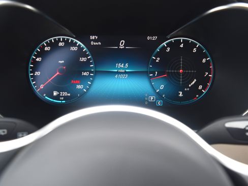 Used 2021 Mercedes-Benz GLC 300 4MATIC image 18