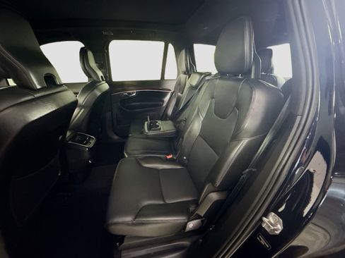 Used 2019 Volvo XC90 T5 Momentum w/ Protection Package Premier FWD image 25