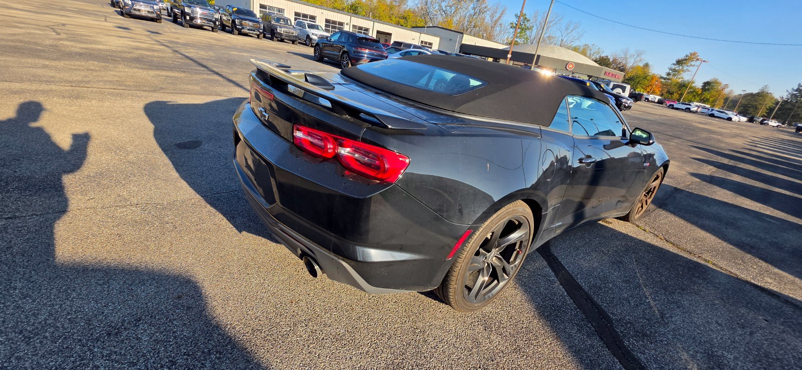 Used 2020 Chevrolet Camaro LT RWD image 8