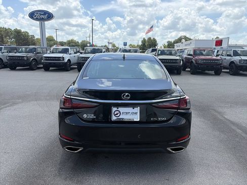 Used 2023 Lexus ES 350 w/ Premium Package FWD image 6