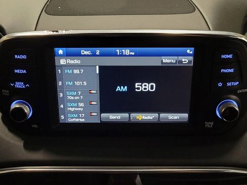 Used 2020 Hyundai Santa Fe SEL w/ Convenience + Premium Package image 25