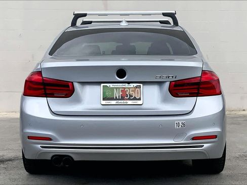 Used 2017 BMW 330i Sedan RWD image 6