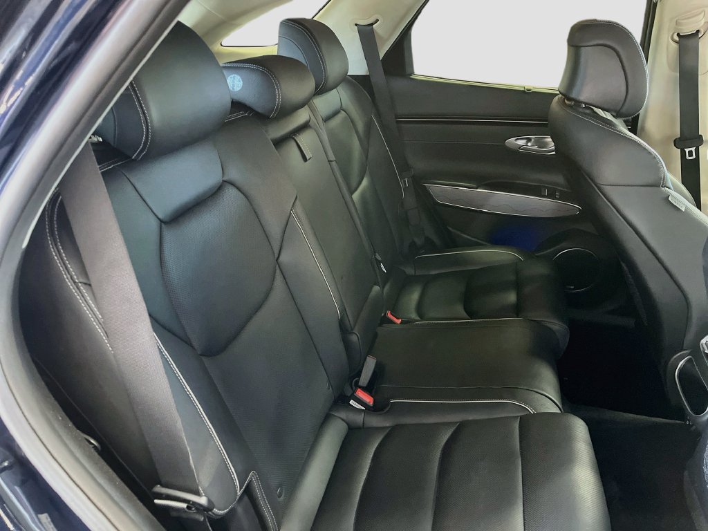 Used 2023 Genesis GV70 2.5T w/ Advanced Package AWD/4WD image 28