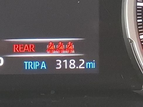 Used 2022 Toyota RAV4 XLE Premium FWD image 21