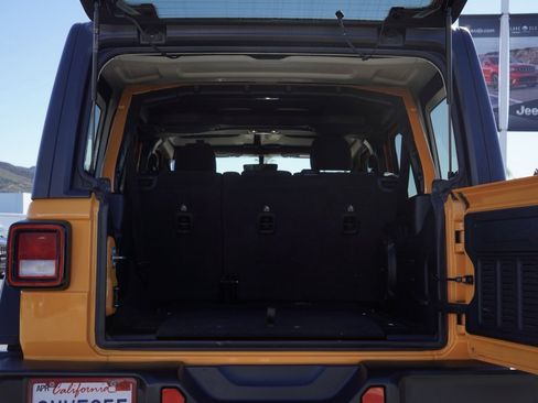 Used 2021 Jeep Wrangler Unlimited Rubicon image 6