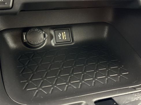 Certified 2023 Toyota RAV4 XLE image 28