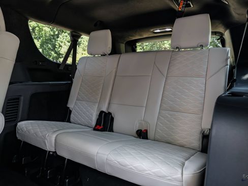 Used 2026 Cadillac Escalade ESV V w/ LPO, ONYX Package AWD/4WD image 88