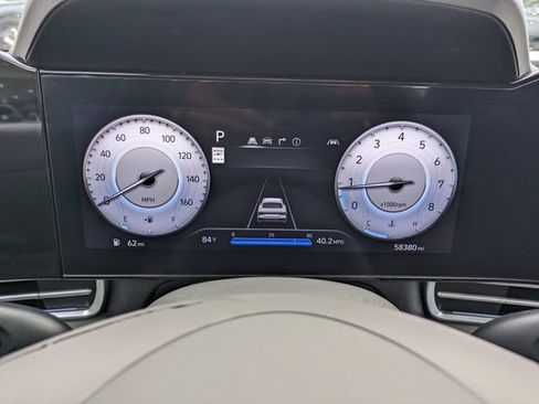 Used 2024 Hyundai Elantra SEL FWD image 23