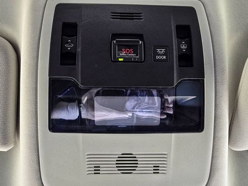 Used 2019 Lexus ES 350 w/ Premium Package image 27