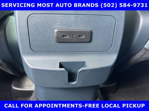 New 2025 Ford Maverick XLT image 15