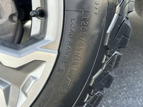 Certified 2023 GMC Yukon SLE image 38