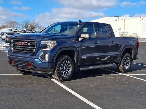 Used 2020 GMC Sierra 1500 AT4 w/ AT4 Premium Package image 3