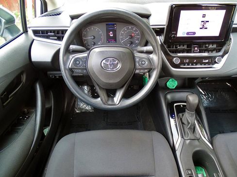 Used 2023 Toyota Corolla LE FWD image 28