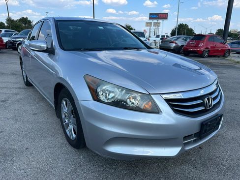 Used 2011 Honda Accord LX-P image 29