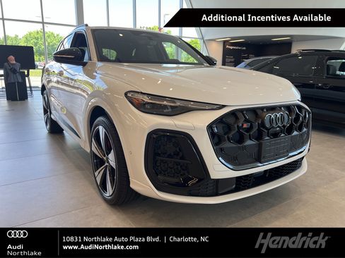 New 2026 Audi SQ5 Premium Plus image 1