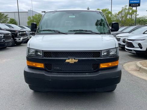 New 2026 Chevrolet Express 3500 LS RWD image 2
