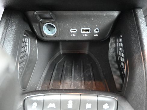 Used 2023 Chevrolet TrailBlazer LT FWD image 20