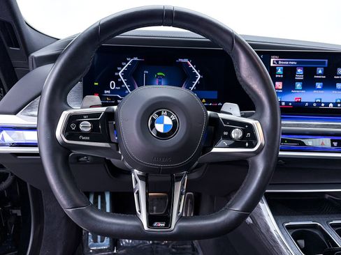Used 2023 BMW 760i xDrive w/ Parking Assistance Package AWD/4WD image 32
