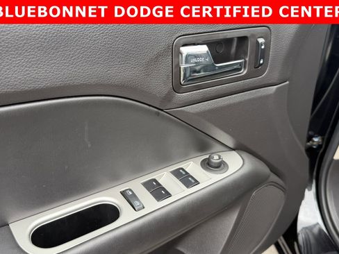 Used 2011 Ford Fusion SEL w/ 302A Rapid Spec Order Code FWD image 9