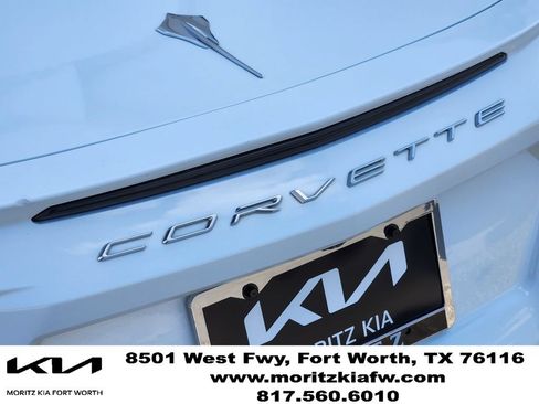 Used 2021 Chevrolet Corvette Stingray Preferred Cpe w/ Engine Appearance Package RWD image 11