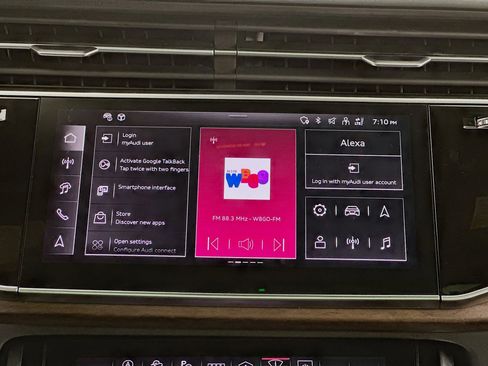 Used 2024 Audi Q8 Prestige w/ Prestige Package image 12