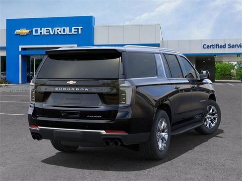 New 2025 Chevrolet Suburban Premier image 4