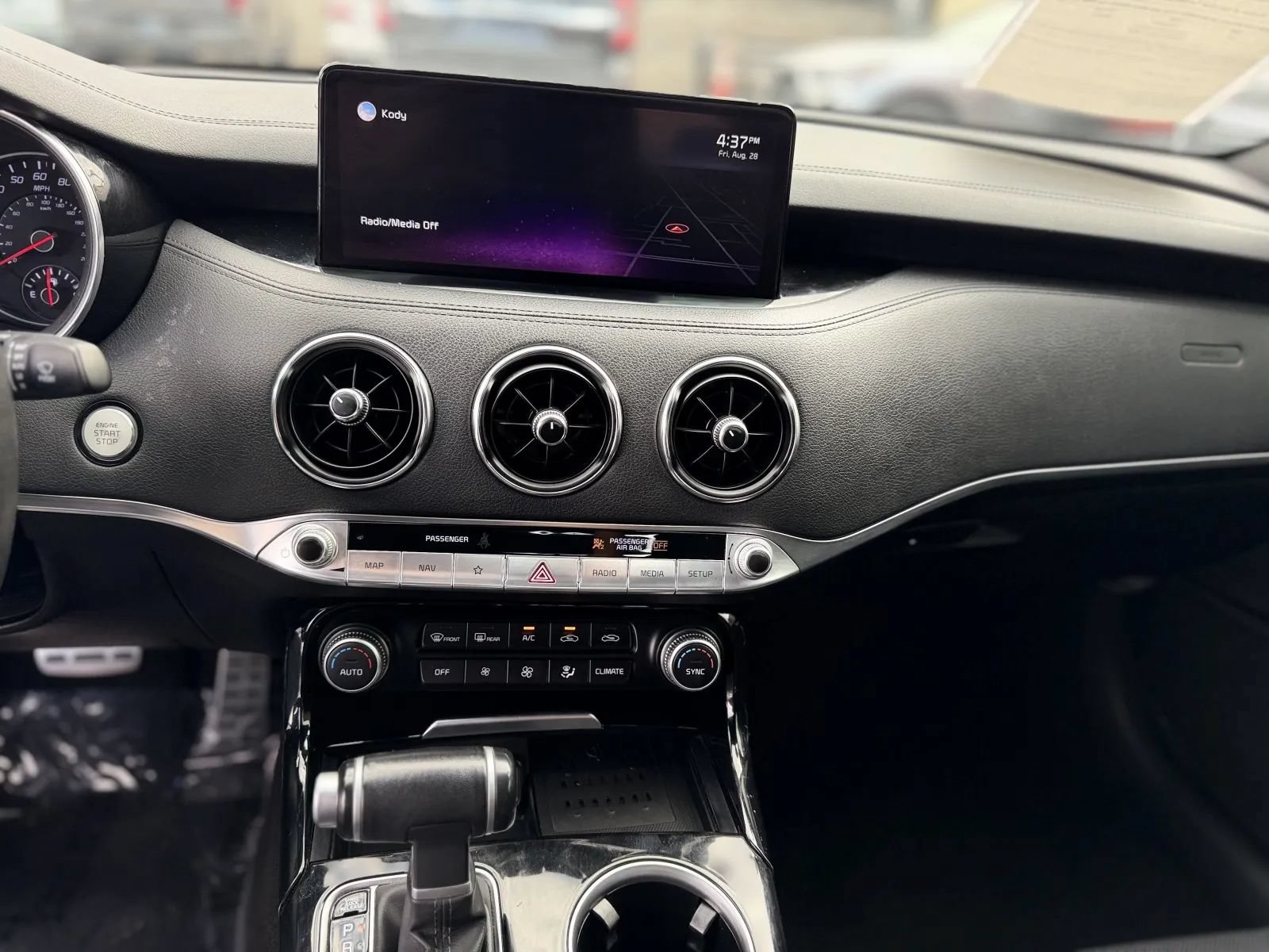 Used 2022 Kia Stinger GT-Line RWD image 27