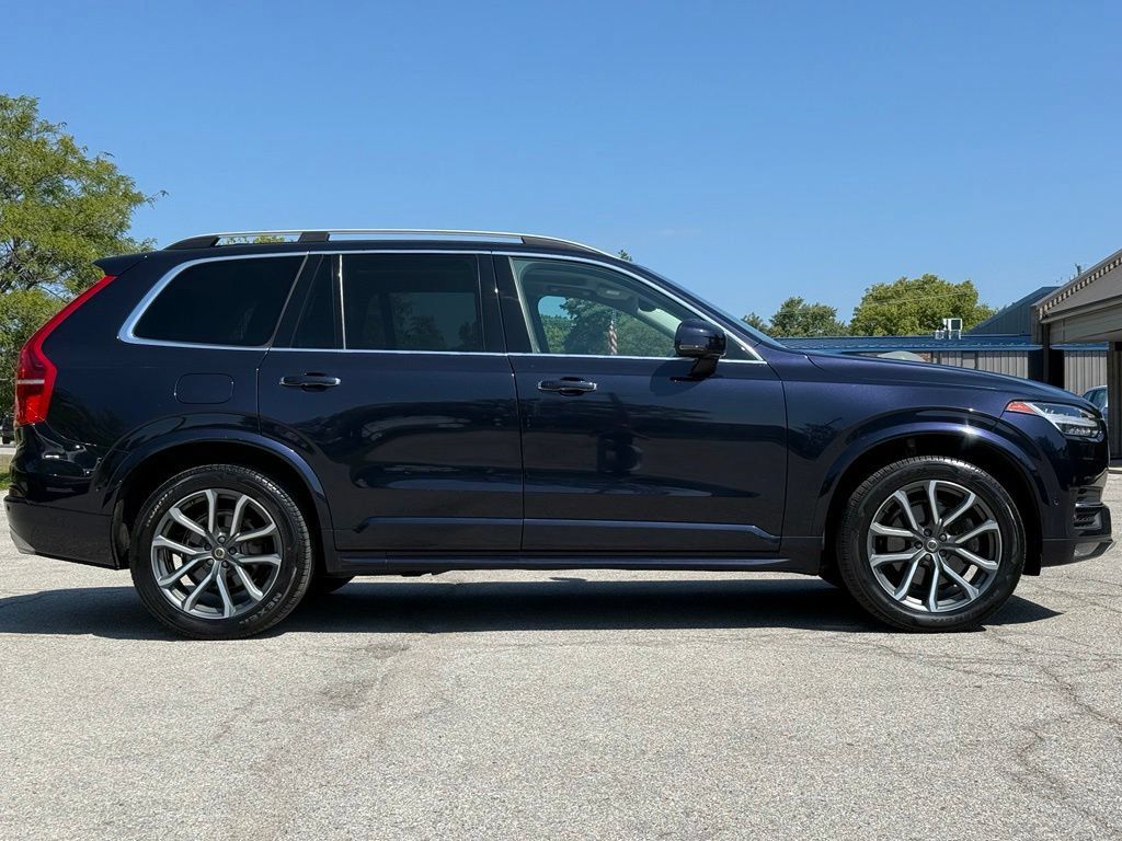 Used 2019 Volvo XC90 T6 Momentum w/ Advanced Package AWD/4WD image 6