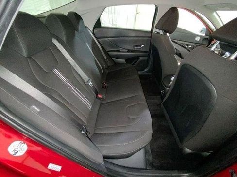 Used 2024 Hyundai Elantra SEL FWD image 35