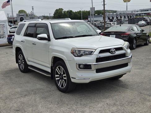 Used 2017 Toyota 4Runner Limited image 1