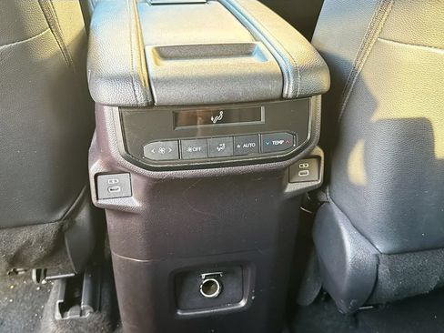 Used 2025 Toyota Grand Highlander FWD image 20