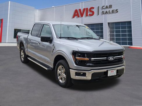 Used 2025 Ford F150 XLT w/ Equipment Group 301A Standard AWD/4WD image 9