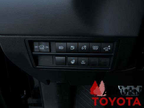 New 2025 Toyota Sequoia Platinum image 11