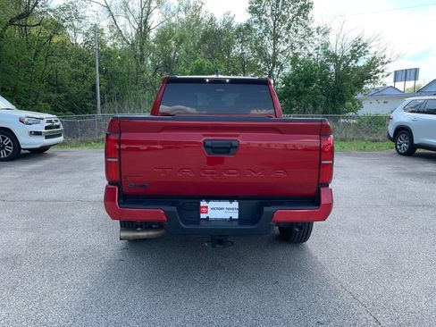 Used 2024 Toyota Tacoma SR5 AWD/4WD image 1