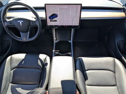 Used 2019 Tesla Model 3 Long Range image 11
