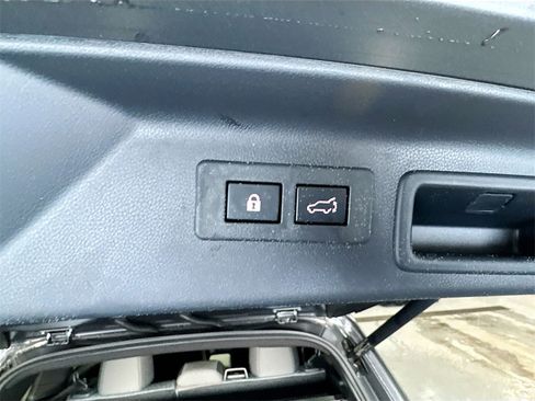 New 2026 Subaru Forester Premium image 25