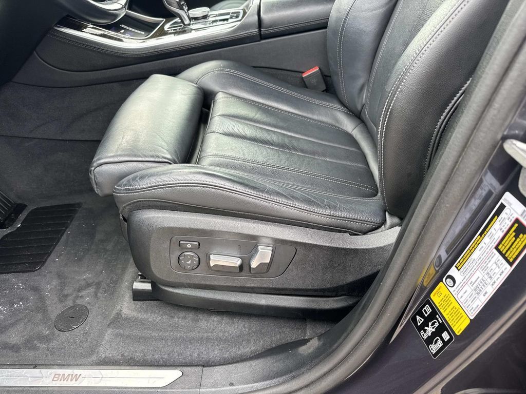 Used 2019 BMW X5 xDrive40i w/ Convenience Package AWD/4WD image 19