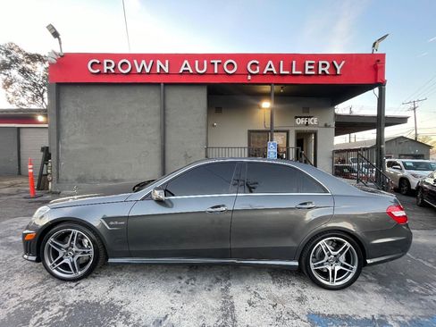Used 2011 Mercedes-Benz E 63 AMG Sedan image 6