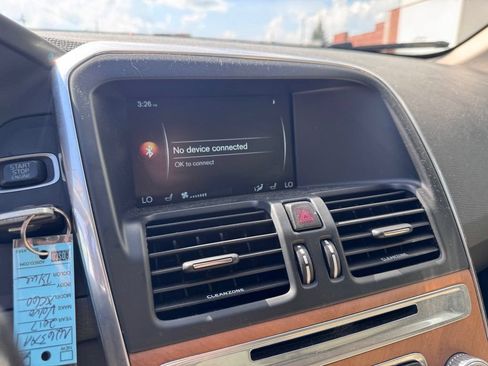 Used 2017 Volvo XC60 T6 Inscription w/ Climate Package AWD/4WD image 19
