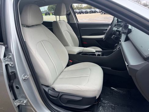 Used 2025 Hyundai Sonata SEL image 23