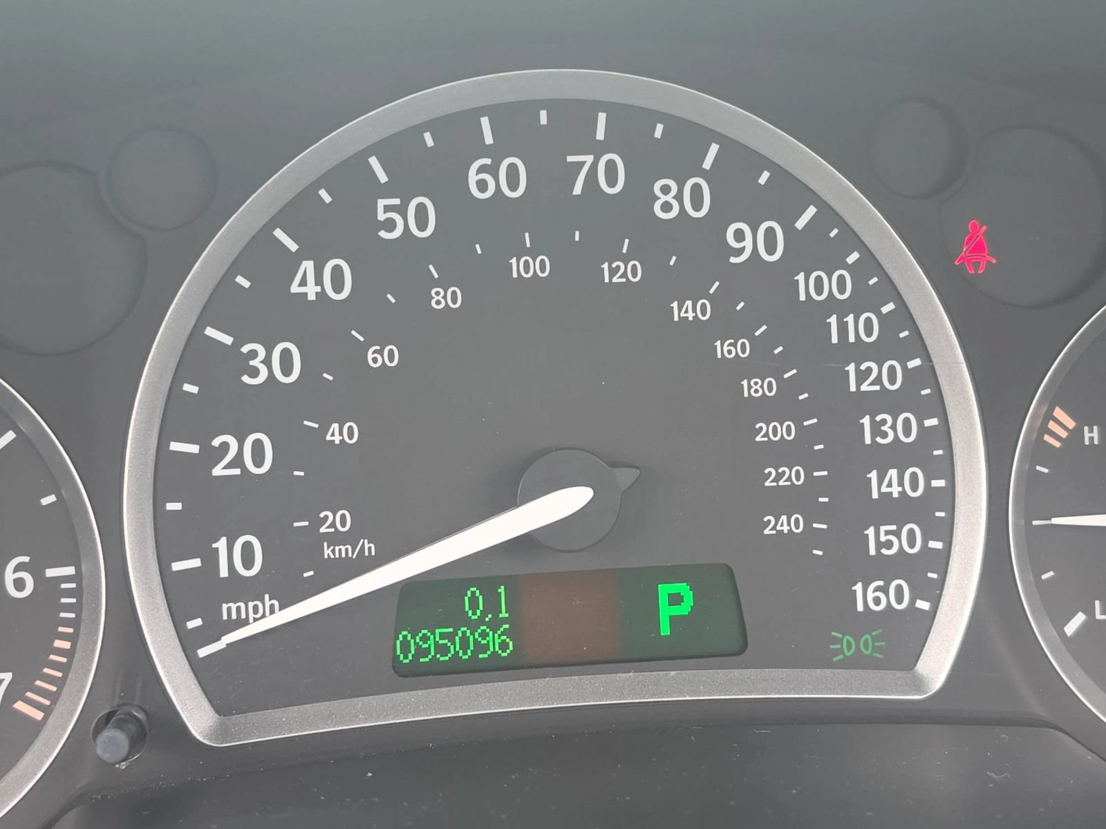 Used 2005 Saab 9-3 Aero FWD image 11