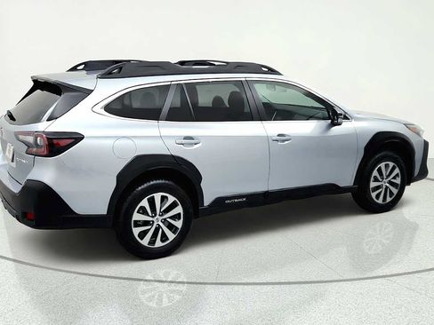 Certified 2024 Subaru Outback Premium AWD/4WD image 9