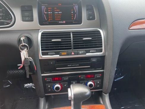 Used 2015 Audi Q7 3.0T Premium image 17